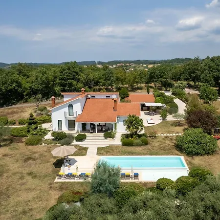 Villa Naturavita